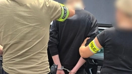 „Odbierak” metodą "na policjanta" zatrzymany - czujna seniorka uchroniła 140 tys. zł
