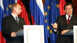 Rosyjskie media o Schroederze: wybawiciel Europy
