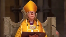Anglikańska „arcybiskupka” udzieliła błogosławieństwa w towarzystwie katolickiego arcybiskupa