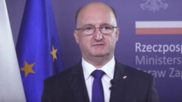 Wiceszef MSZ: Tak wygląda logika brukselskich elit ws. relokacji