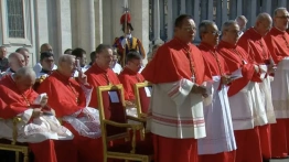 Franciszek przygotowuje konklawe. Co się zmienia po dzisiejszym konsystorzu?