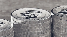 Inwestycja w srebrne monety – dlaczego warto kupić srebro w 2025 roku? [Materiał promocyjny]