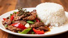 Dziś na obiad klasyk z Dalekiego Wschodu – wołowina po syczuańsku