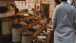 Naturalny aromat zamiast chemii. Domowy trik, który odmieni zapach Twojego domu