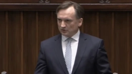Pseudoślubowanie sędziów TK. Ziobro: Nie możemy godzić się na totalną dewastację państwa!