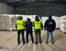 Ponad 60 ton „lewego” tytoniu! Zatrzymano dwóch mężczyzn