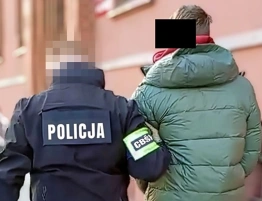 Wyłudzenia ubezpieczeń komunikacyjnych – policja rozbiła gang. Zatrzymano 11 osób