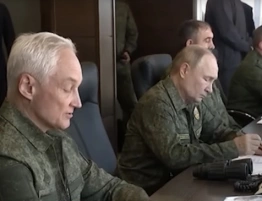 Putin miał pokazać siłę, a pokazał… dmuchany myśliwiec. Manewry Zapad-2025 kończą się kompromitacją