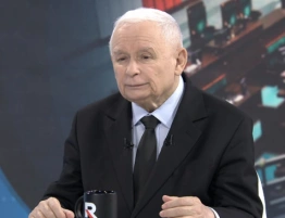 Sprawa „dwóch wież”. Prokuratura wezwała Jarosława Kaczyńskiego