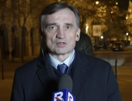 „Niech unieważnią mi akt urodzenia” - Ziobro w Brukseli kpi z ekipy Tuska