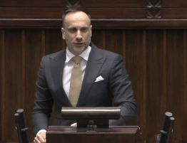 „Dopiero się rozkręcam”. Tajemniczy wpis posła Kowalskiego