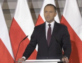 „Zło trzeba zwyciężać dobrem”. Nawrocki przekazuje mieszkanie organizacji charytatywnej!
