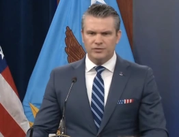 Sekretarz wojny USA modli się… fałszywym cytatem z Biblii