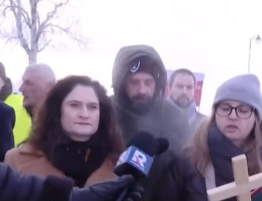 Mieszkańcy Kielna w obronie krzyża: Czekamy na słowo „przepraszam”