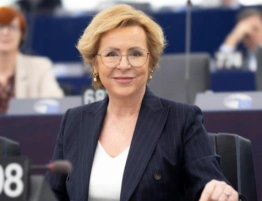 Jadwiga Wiśniewska: Parlament Europejski mówi „dość” nieprzejrzystym działaniom Komisji von der Leyen