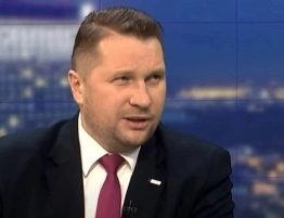 Mróz uderzył w sady. Czarnek alarmuje o pomoc rolnikom