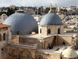 „Na tej ziemi, gdzie cierpimy z powodu wojny”. Wielkanocne przesłanie Kustosza Ziemi Świętej