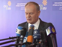 Donald Tusk uderza w USA. Pyta o lojalność Amerykanów