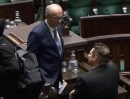 „Masz jakiś problem?” Mikrofony zarejestrowały nietypową rozmowę w Sejmie