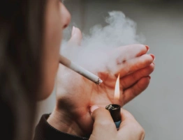 Efekt decyzji rządu. Polacy wracają do tradycyjnych papierosów