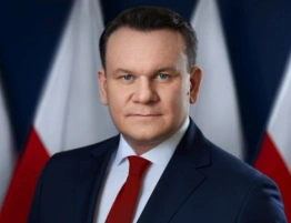 Dominik Tarczyński niewpuszczony do UK. „Pozwę premiera”