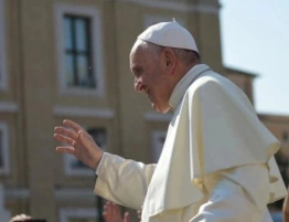 Papież walczy z chorobą. Polscy biskupi apelują o modlitwę