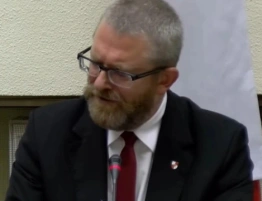 Braun opuścił prokuraturę w trakcie czynności. Śledczy mówią o „celowej obstrukcji”