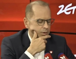 Pomyliły mu się flagi. Kolejna kompromitacja europosła Szczerby