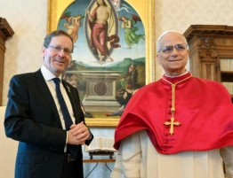 Papież do prezydenta Izraela: Położyć kres konfliktowi!