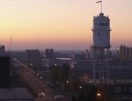 Niemieckie firmy uciekają z Niemiec. BASF przenosi się do Indii i Azji