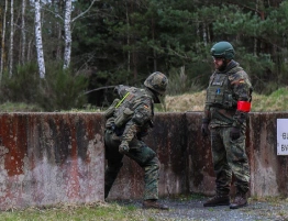 Niemcy: dłuższy pobyt za granicą tylko za zgodą Bundeswehry