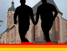Homoseksualna para okradła 29 kościołów!