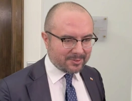 Lekarz-milioner z KO. Jest zawiadomienie ws. 28-letniego radnego