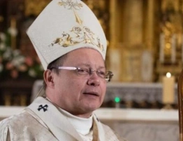 Zakaz publikowania dla księdza krytykującego kard. Rysia