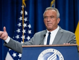 Kennedy: Wciągałem kokainę z desek sedesowych