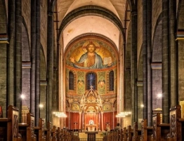 Skandaliczna bluźniercza wystawa w Wiedniu!