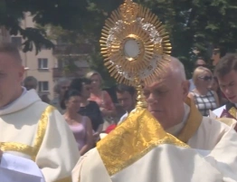 Legnica: Relikwia Ciała Pańskiego przyciąga cały świat