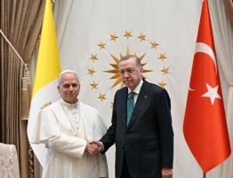 Dialog, rodzina, budowa mostów - przesłanie Leona XIV w Ankarze