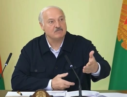 Ziemniaki, nawozy i strach. Łukaszenka znów grozi więzieniem własnym urzędnikom