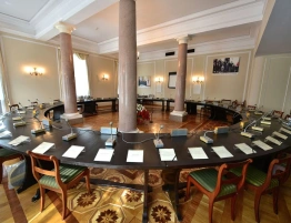 Sondaż: Jak Polacy ocenili decyzję prezydenta ws. Okrągłego Stołu?