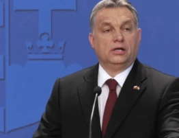 Burza przed wyborami. Orban, podsłuchy i współpraca dziennikarza z obcymi służbami