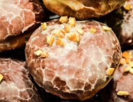 Tłusty Czwartek dawniej i dziś – symbol obfitości, szczęścia i ludowych wierzeń