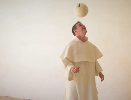 Od stadionów Manchesteru do ołtarza. Niezwykła droga Philipa Mulryne’a