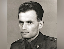 Przetrwał carskie więzienie, niemiecki obóz i sowiecki łagier. Zginął po wyroku Michnika