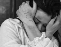 Alarmujący wzrost przestępstw seksualnych migrantów w kraju UE