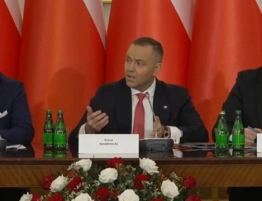 Kuźmiuk: Prezydent wlał dużo „czystej wody” w rządową narrację o SAFE, Radzie Pokoju i marszałku Czarzastym