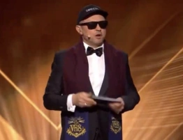 Konopka udający księdza, Łukaszewicz rozprawiający o UE.  Żenujący spektakl na Gali Orłów