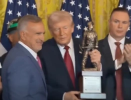 Brawo USA: Trump nazwany przez górników „mistrzem czystego pięknego węgla”