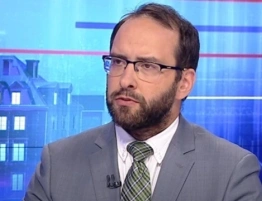 S. Żaryn: To próba przesilenia w polskich służbach?