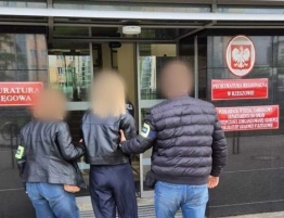 127 nieuprawnionych transakcji na ponad milion złotych